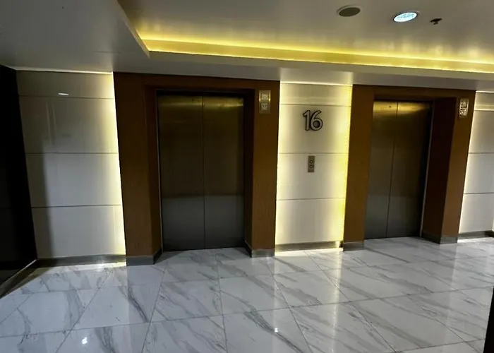 Mall Of Shore 3 Hotel *